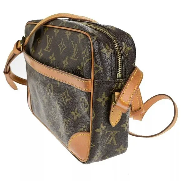 LOUIS VUITTON Trocadero 27 Shoulder Bag Monogram Leather Brown M51274 84FB236